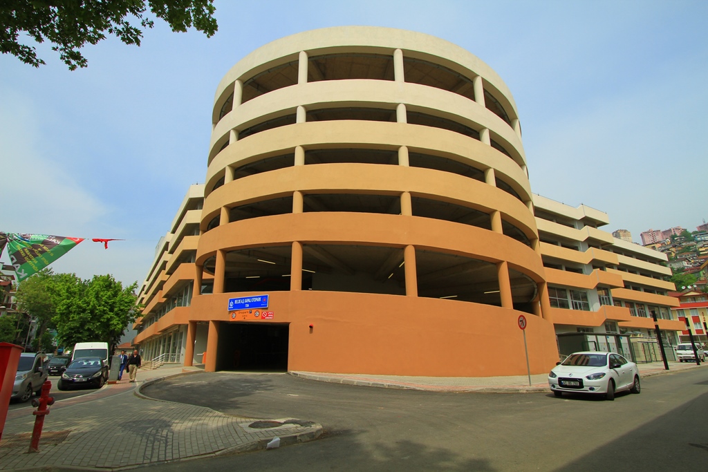 Kadıköy Mahallesi katlı otoparkı ücretsiz