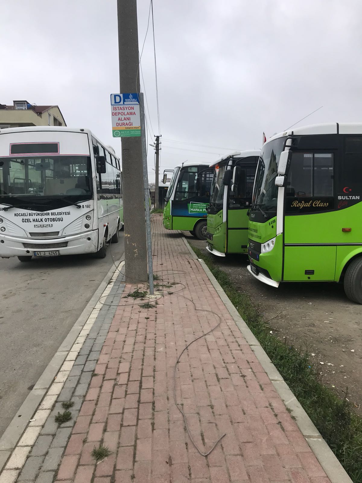 Kopan kablo paniğe neden oldu