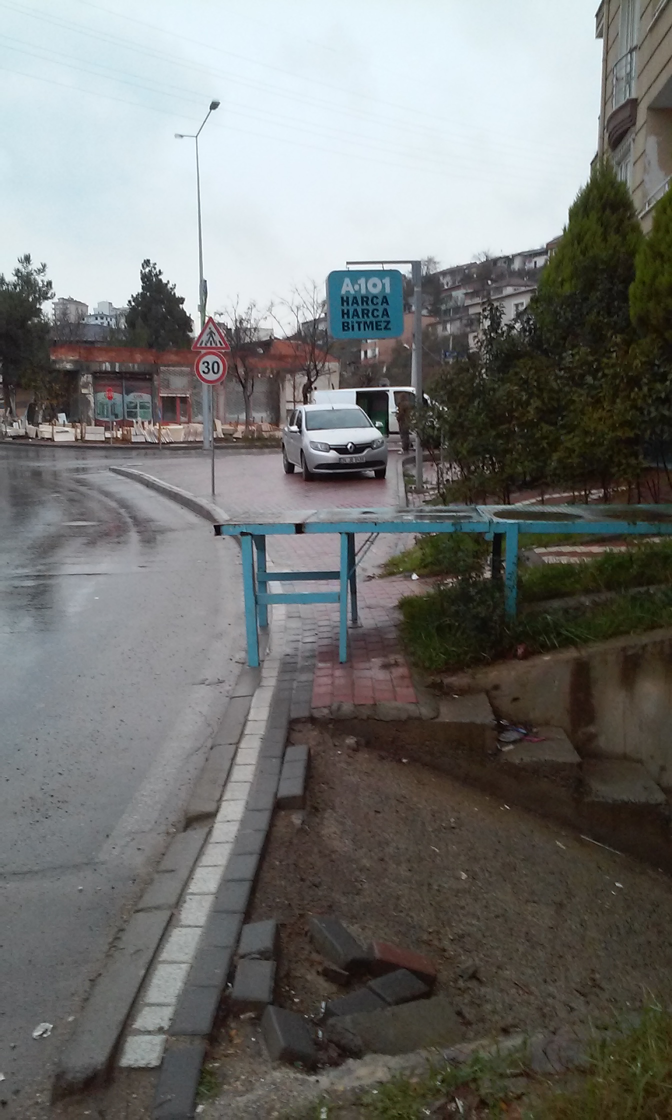 Engelliler hiçe sayılıyor!