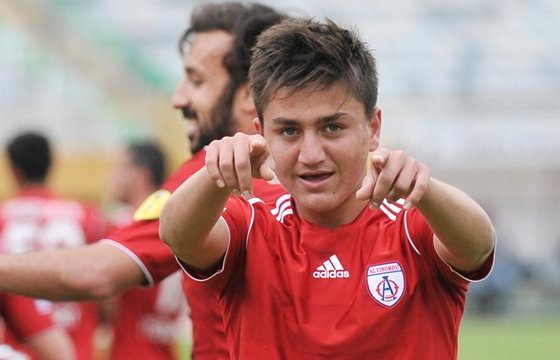 ALTINORDU GEBZE FUTBOL OKULU SENİ ÇAĞIRIYOR