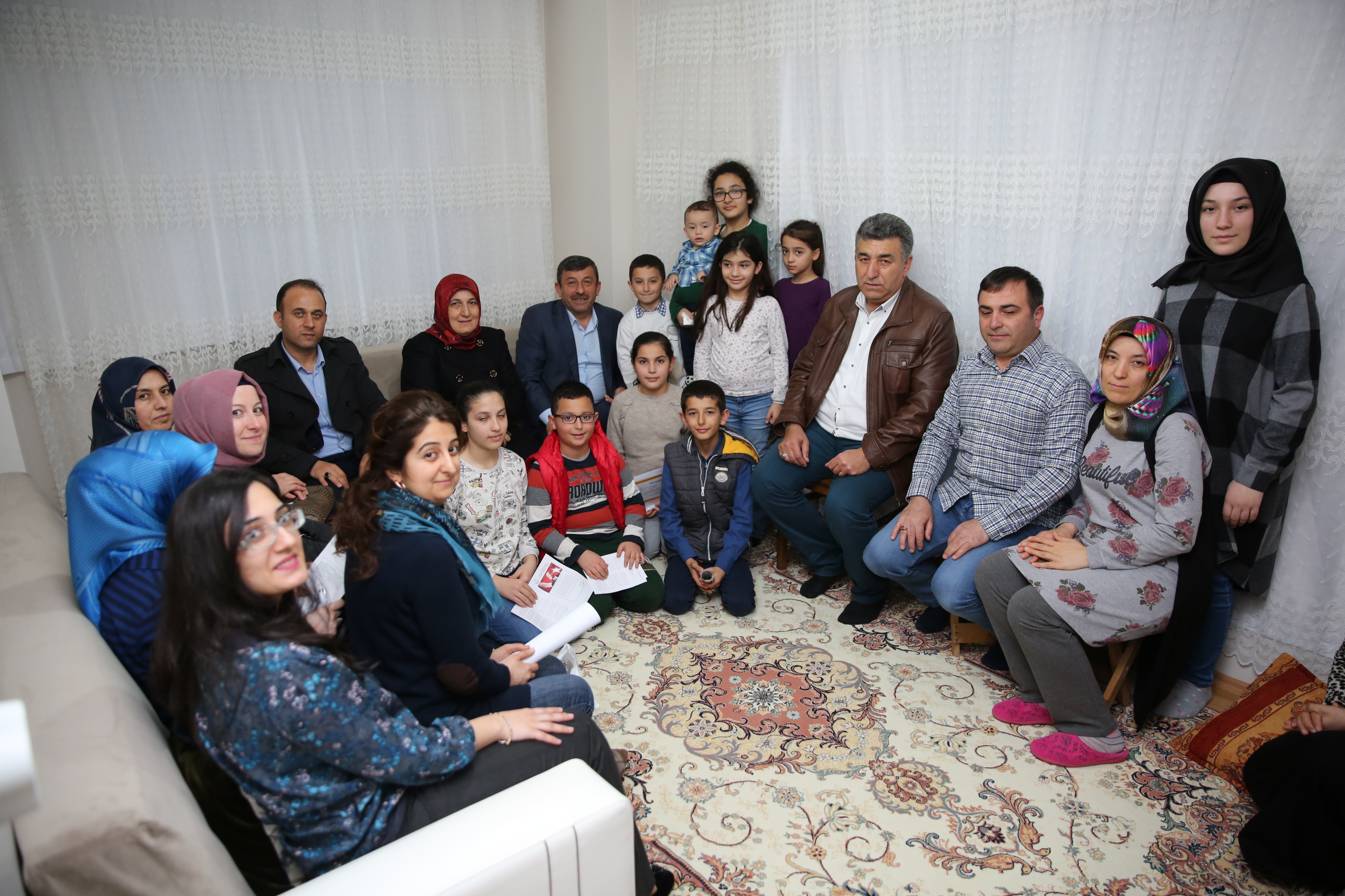 Karabacak’tan ev ziyaretleri