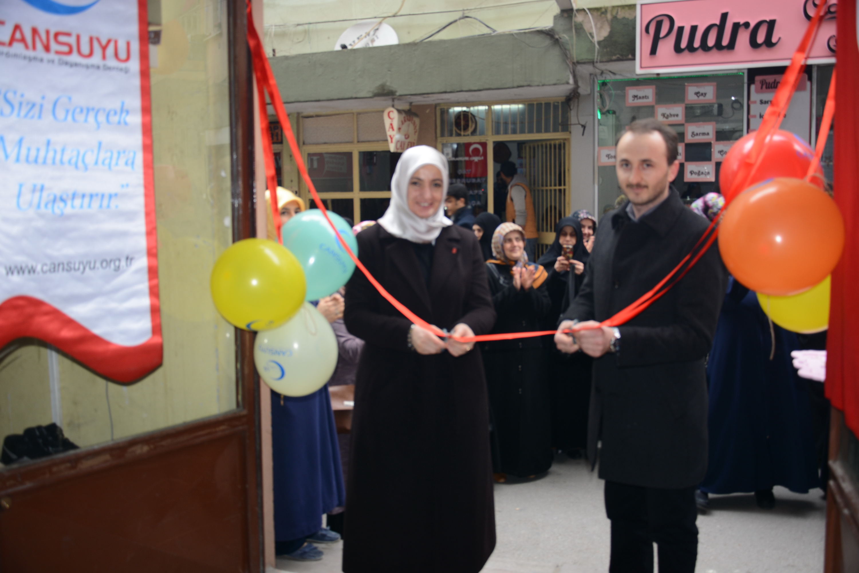 Muhtaçlar yararına kermes