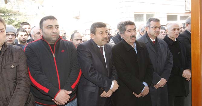 Ahmet Demir’e son görev