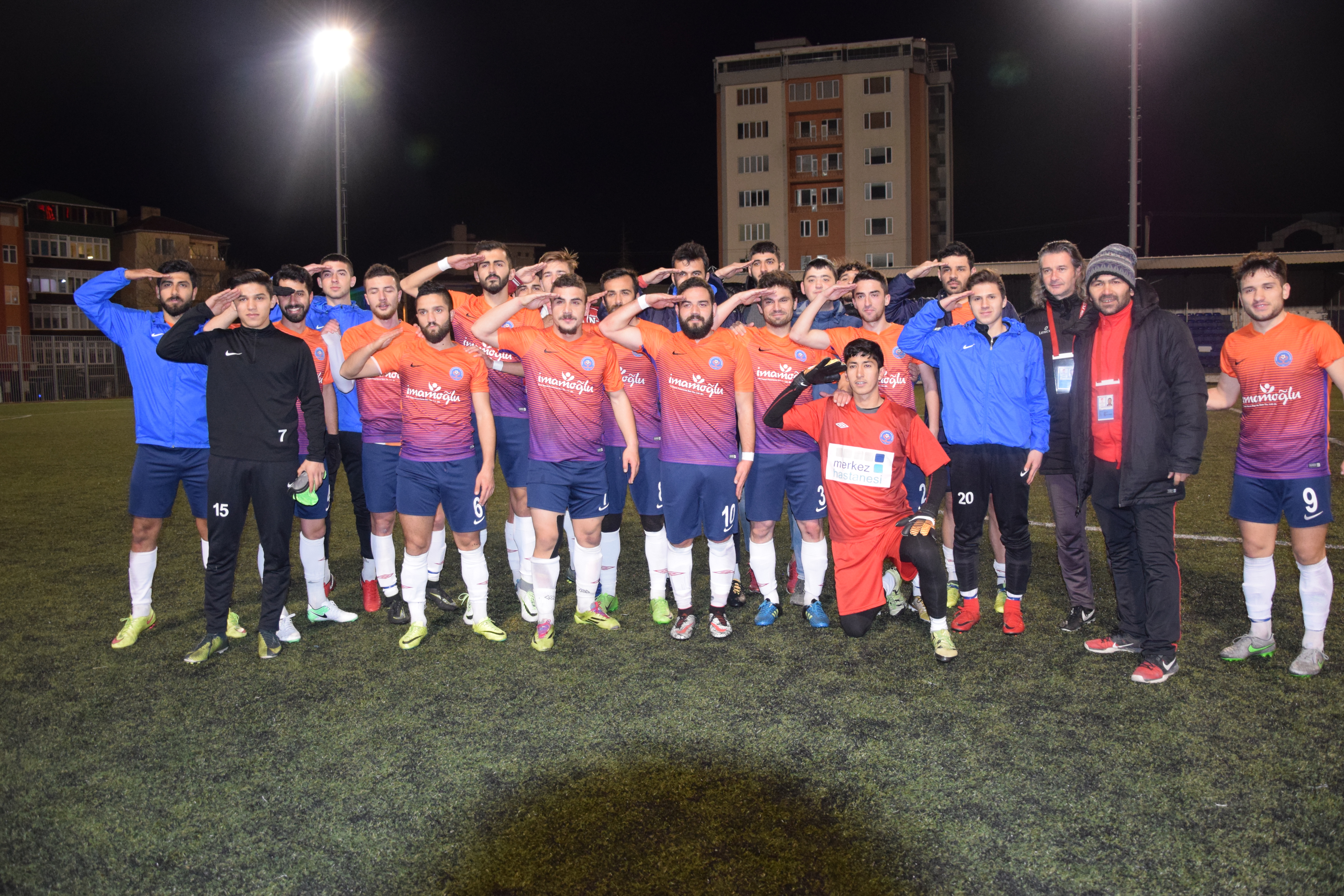 SULTANORHAN ZİRVEYE GÖZ KIRPTI