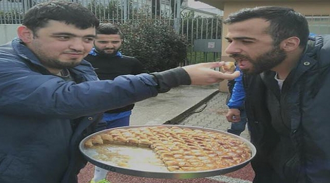 FARUK AYAR’DA TATLI ZİYAFETİ