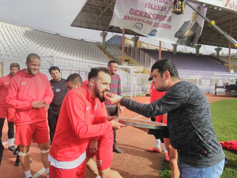 FARUK AYAR’DAN TATLI ZİYARET