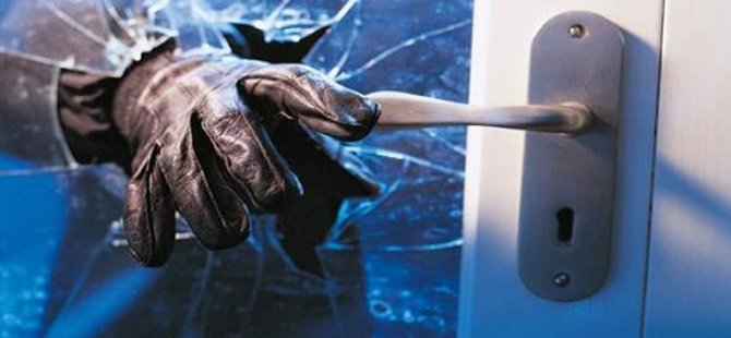 Hırsız suçüstünde yakalandı