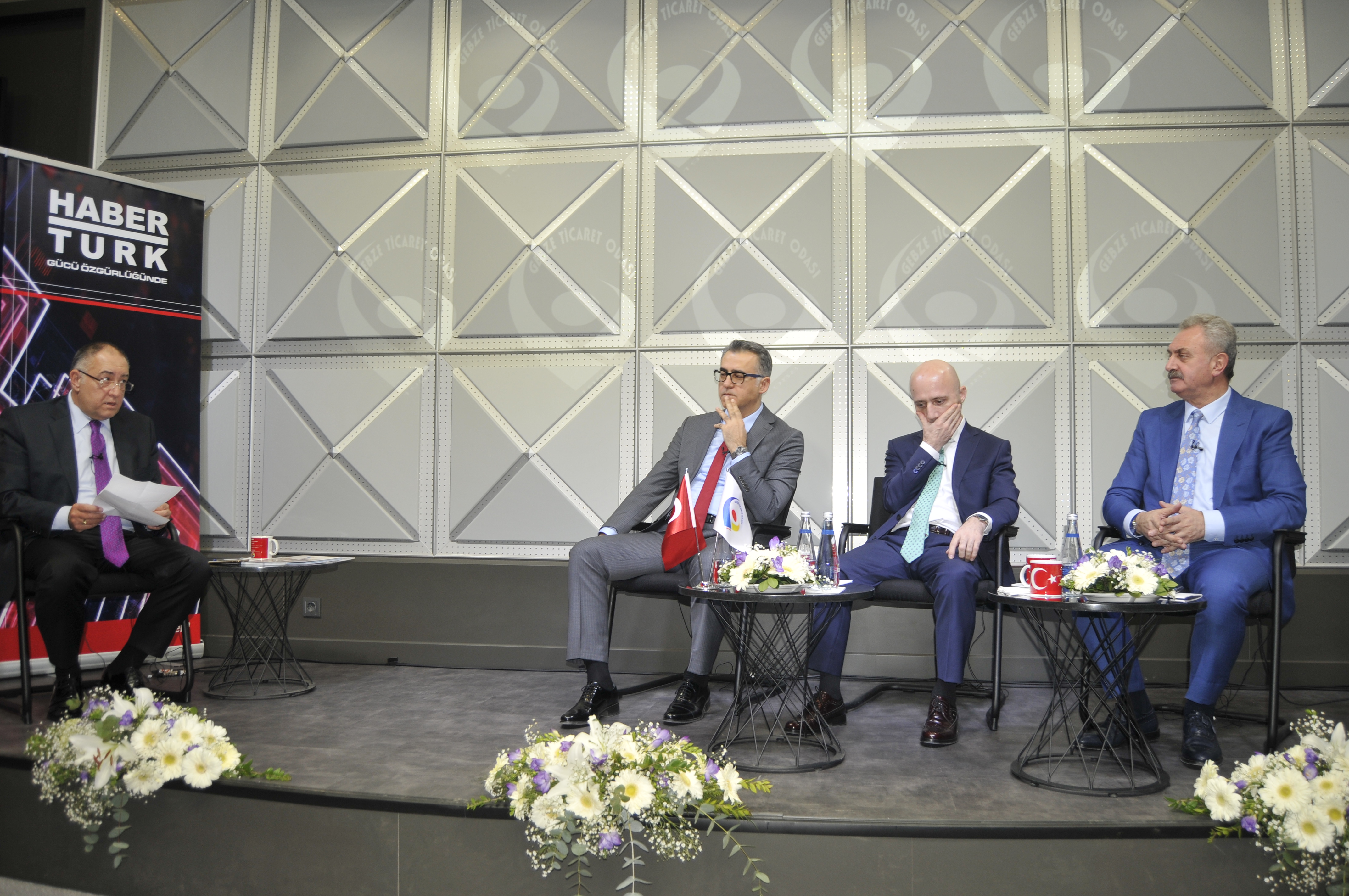 ‘Türkiye ekonomisine değer katıyoruz’