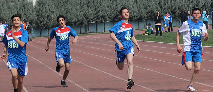 Özel sporcuların yarışları mutlu bitti