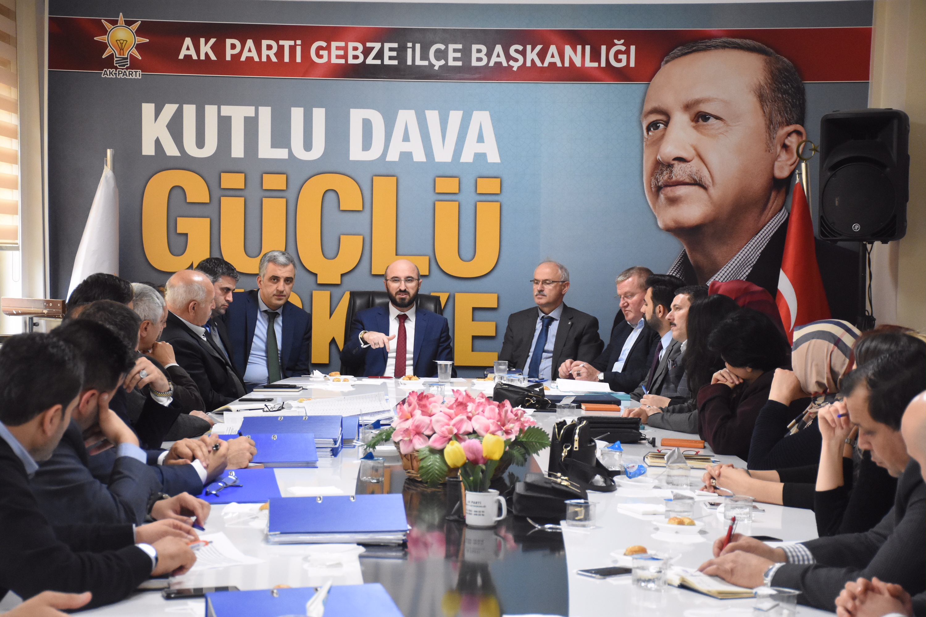Gebze ilçe teşkilatını ziyaret etti