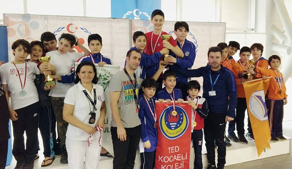 Dereceye girenler ödüllerini aldılar