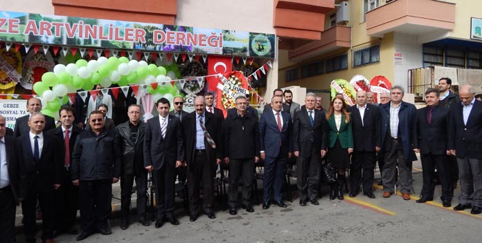 Artvinliler Derneği yeni yerinde