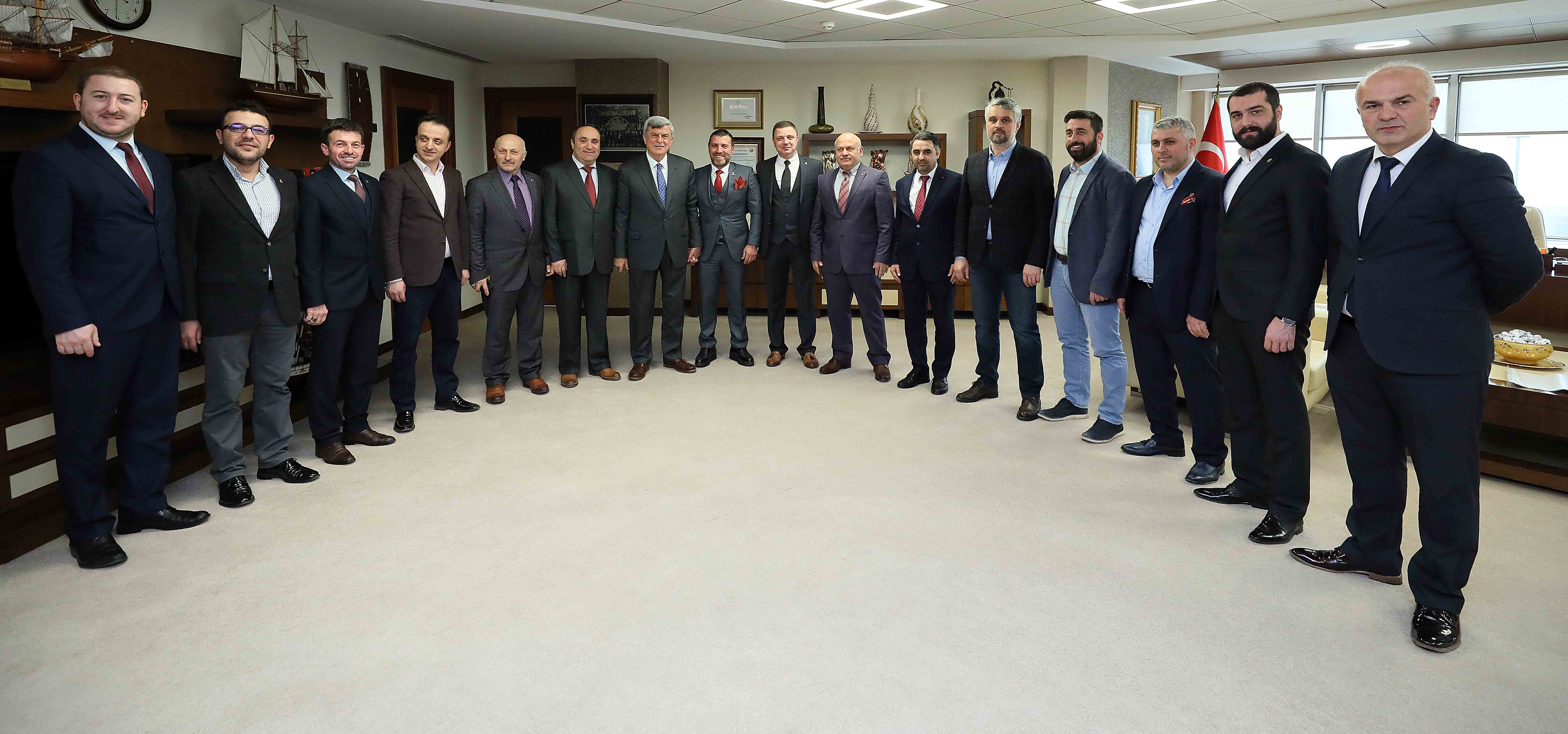 Karaosmanoğlu’na teşekkür  ettiler