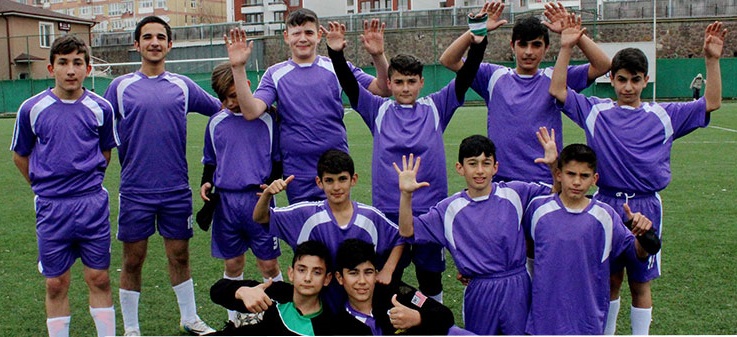 YILDIZLAR GOLLÜ BAŞLADI