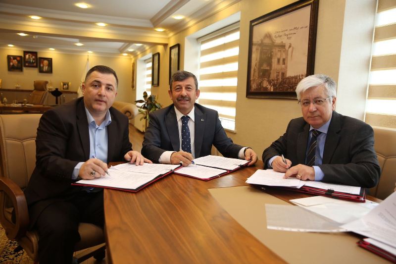 Darıca Belediyesi’nde sözleşme imzalandı
