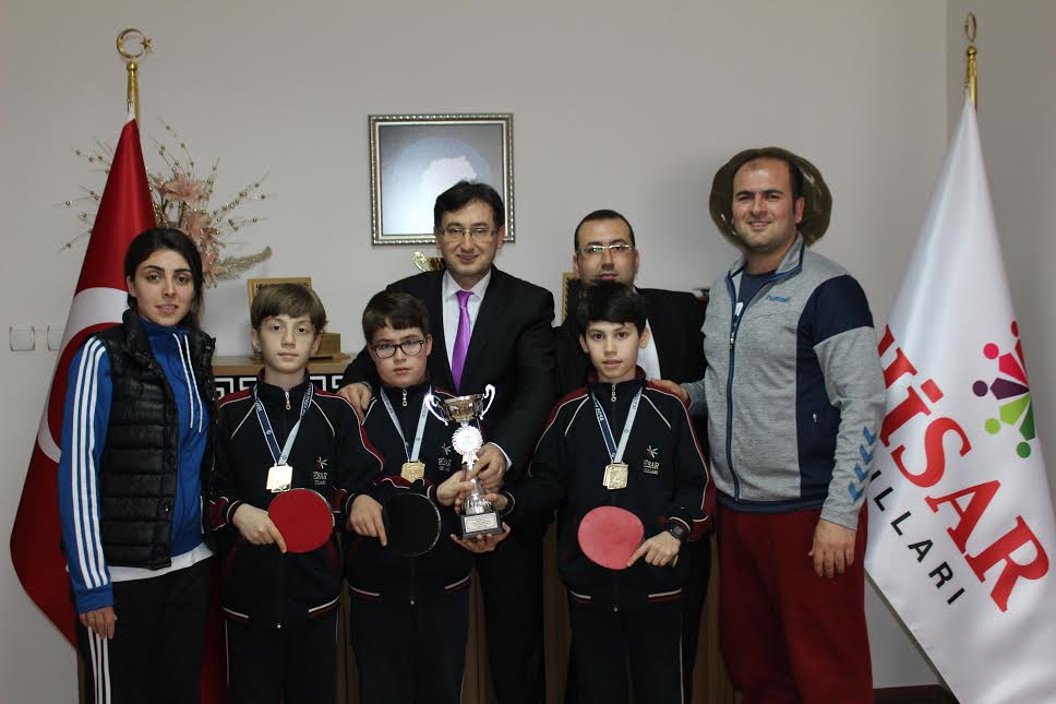 Hisar Koleji Masa Tenisinde Kocaeli İl Birincisi Oldu