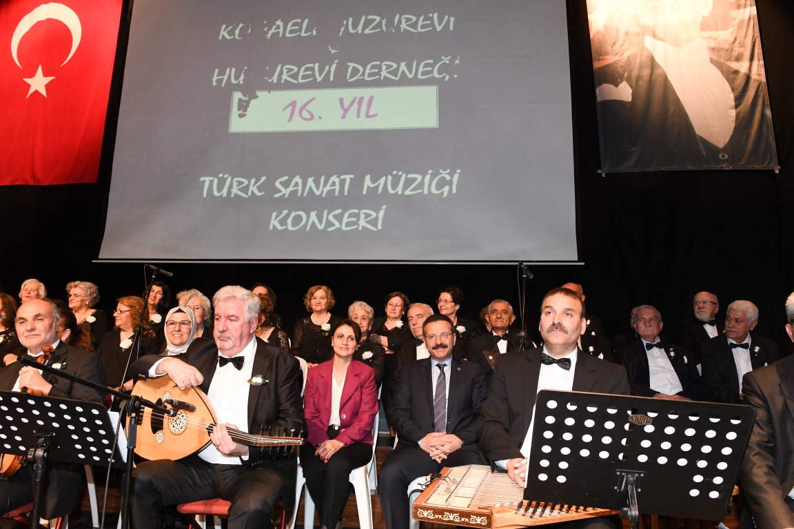 Vali Aksoy huzurevi sakinleriyle buluştu