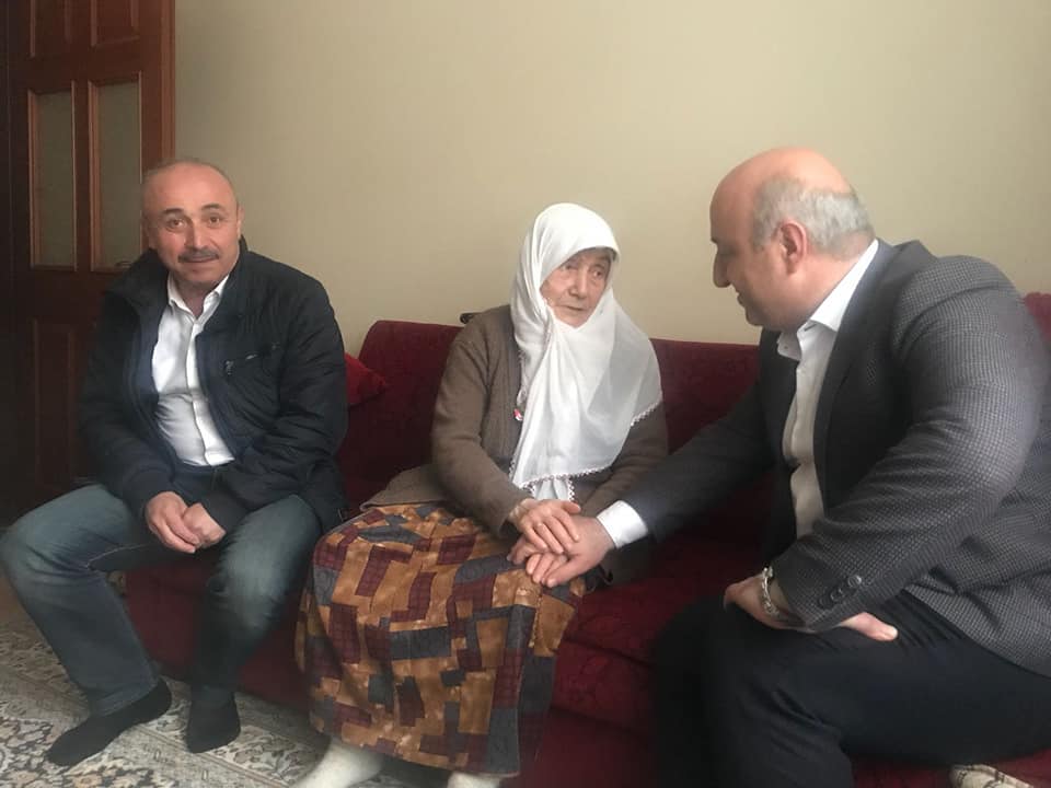 Muzaffer Bıyık yaşlıları unutmadı