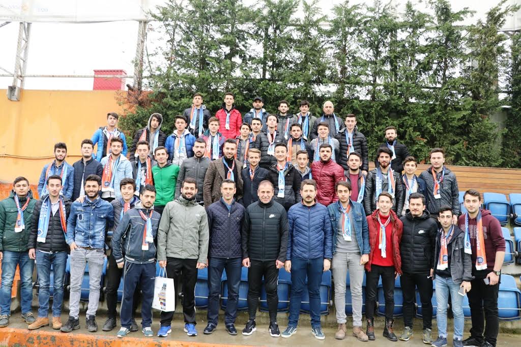 Akademi Lise Başakşehir Kulübünde