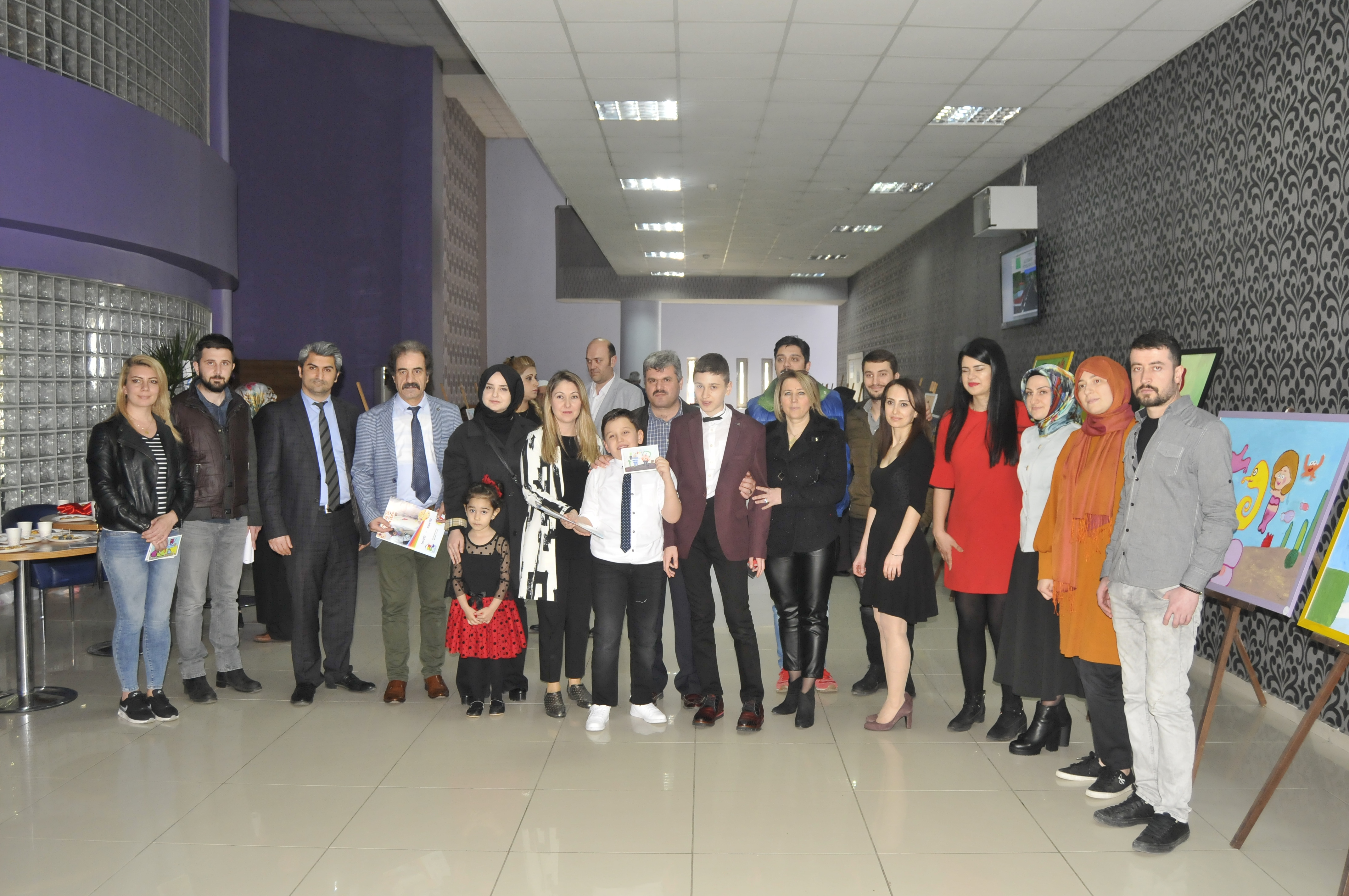 Otizm ve Sanat Resim Sergisi açıldı