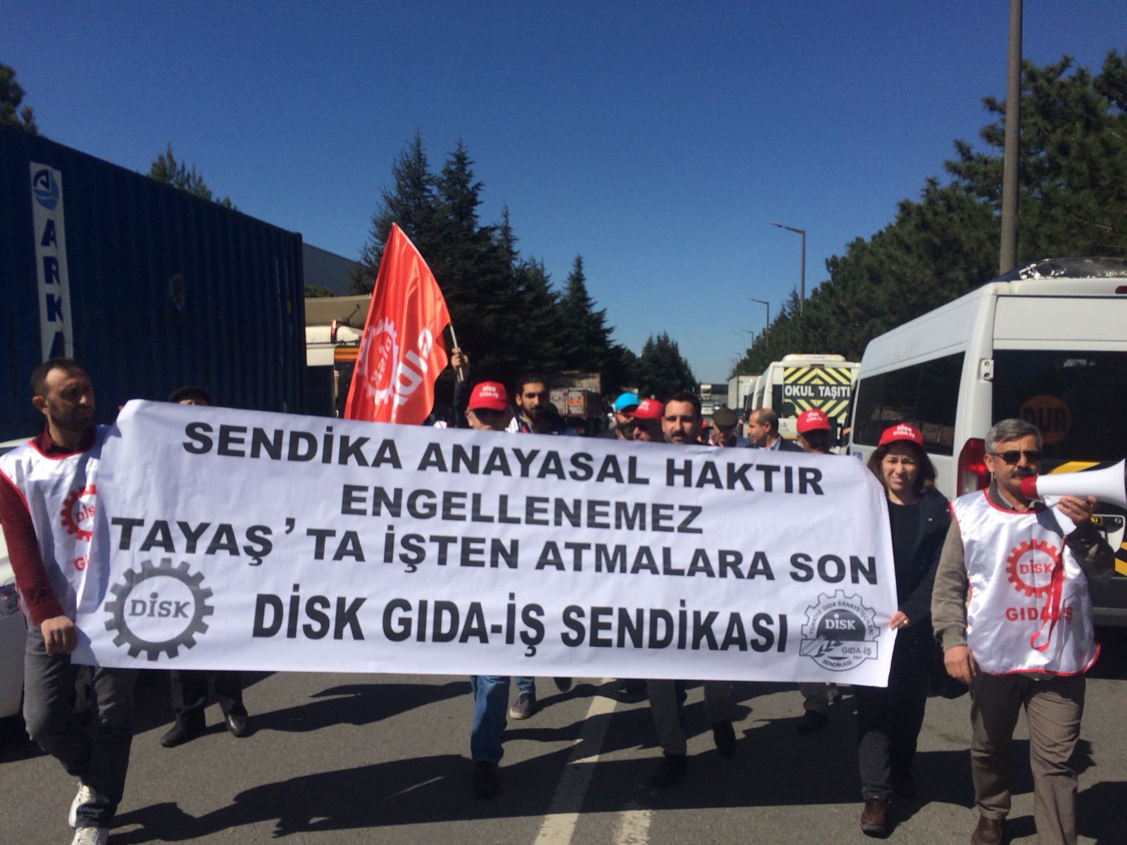 TAYAŞ fabrikasını protesto ettiler