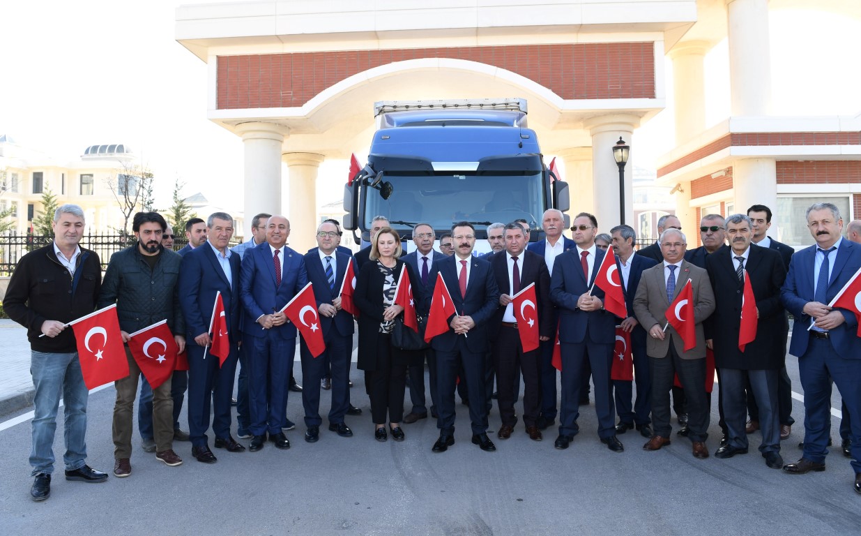 Yardım Tır’ı Afrin’e gönderildi