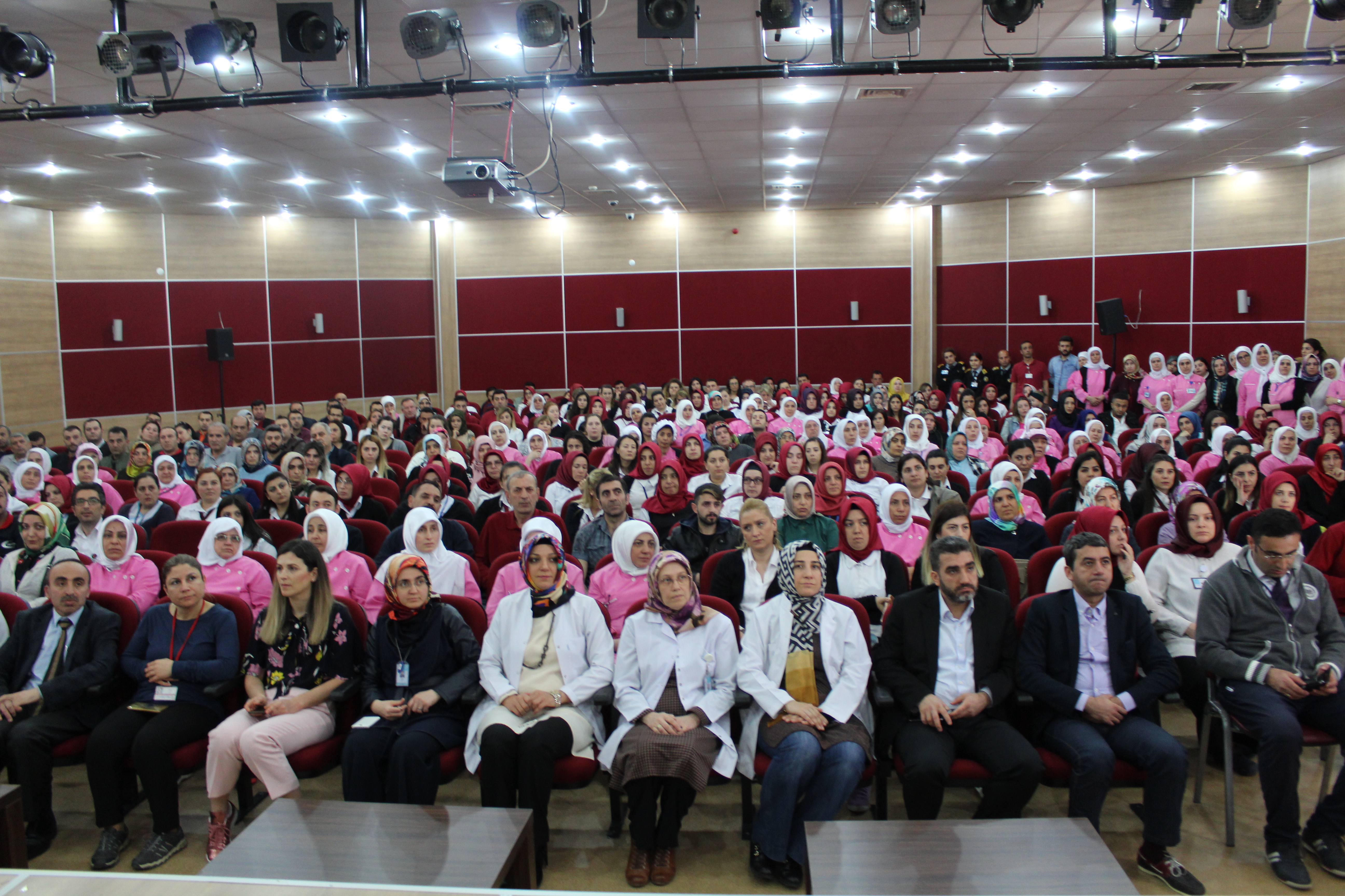 İşçi kadrosuna geçen personelle toplantı