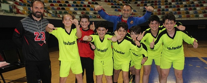 Yıldız erkeklerde skoru penaltılar belirledi