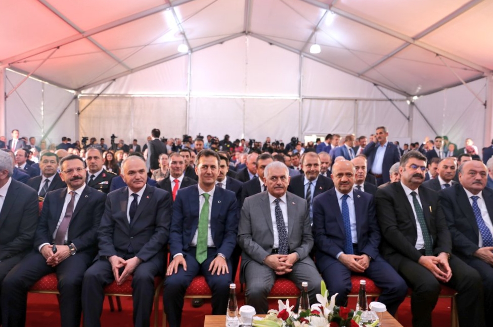 Teknoloji zirvesi başladı! 