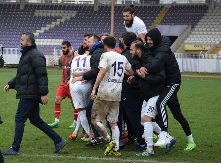 VURUR ALTINOVA’YA ODAKLANDI