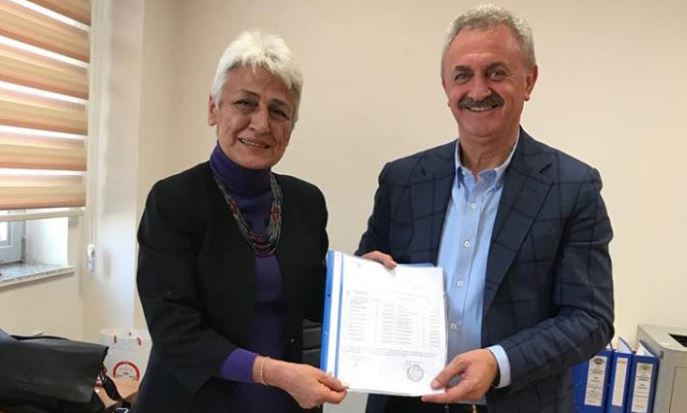 Nail Çiler mazbatayı aldı