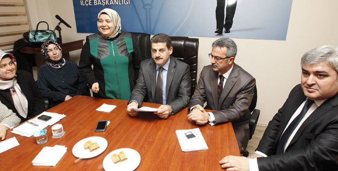 AK kadınlar toplandı