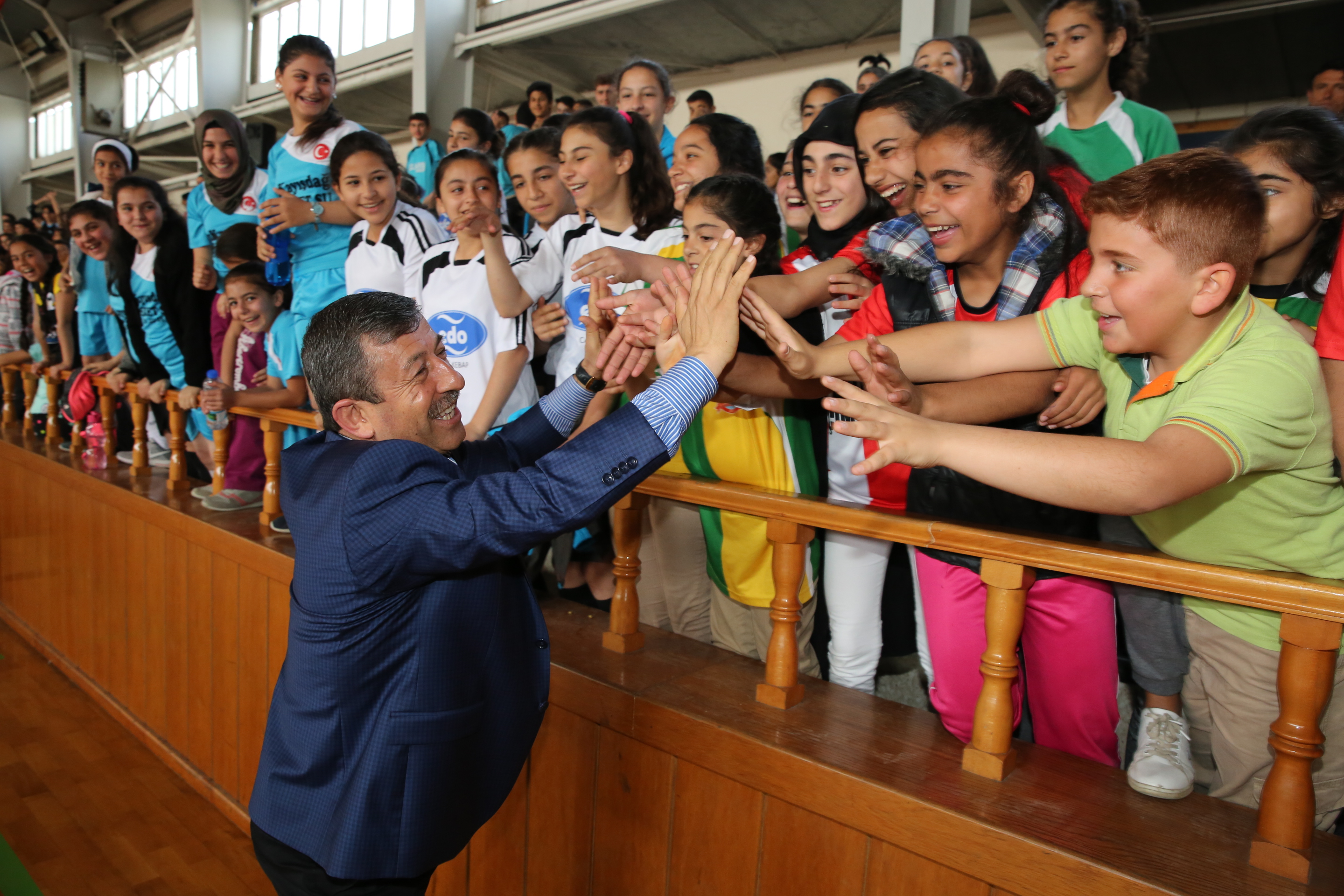 DARICA’DA KUPA VE MADALYALAR VERİLDİ