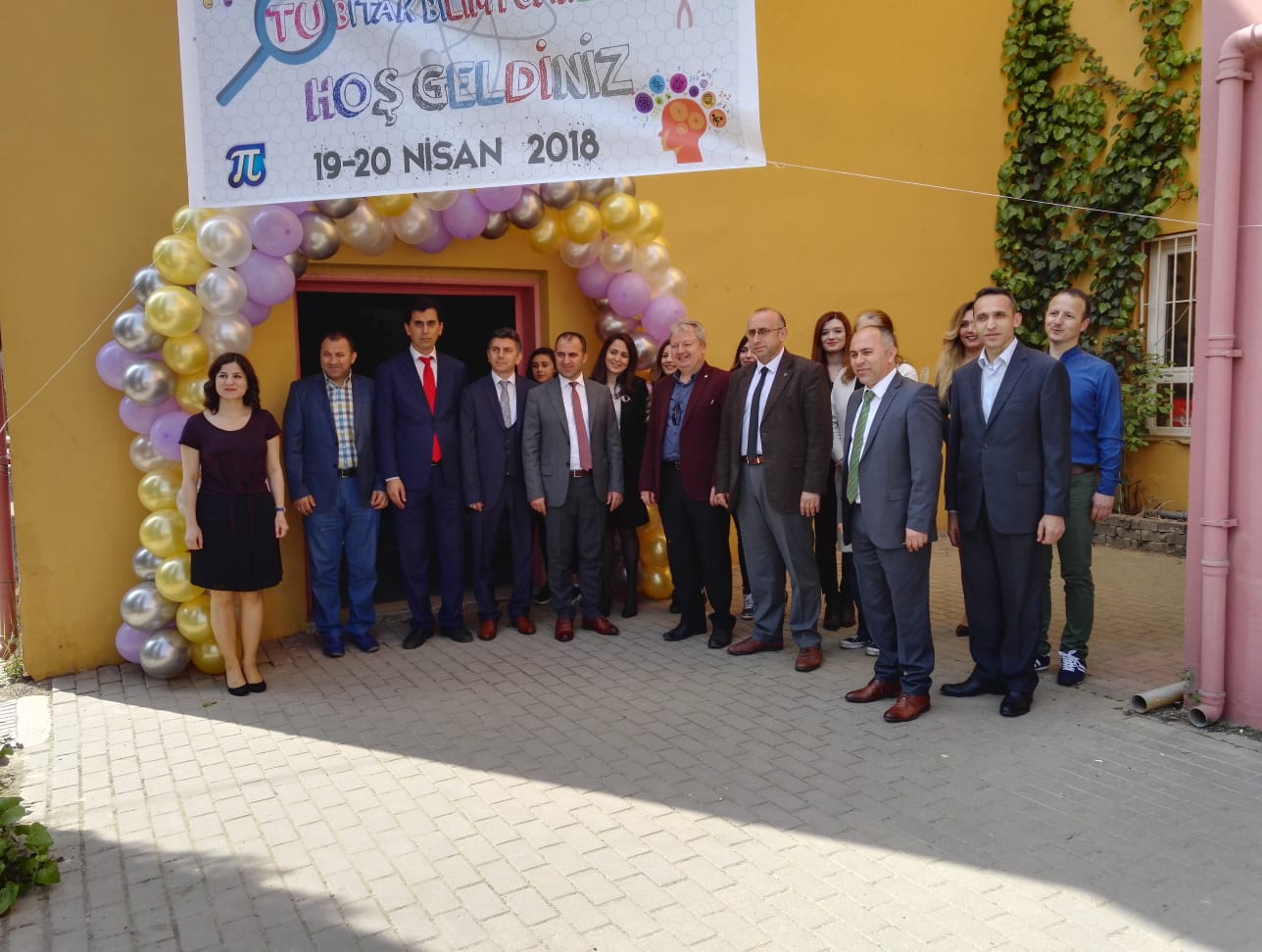 TÜBİTAK 4006 Bilim Fuarı açıldı