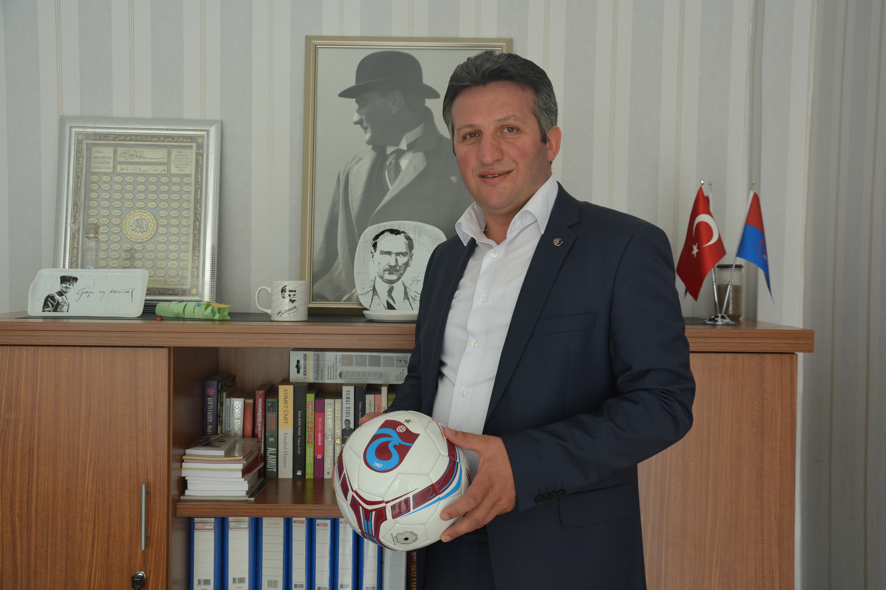 Partilerde aday bolluğu