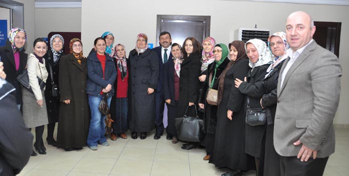 AKP'de aday tanıtımı yapıldı