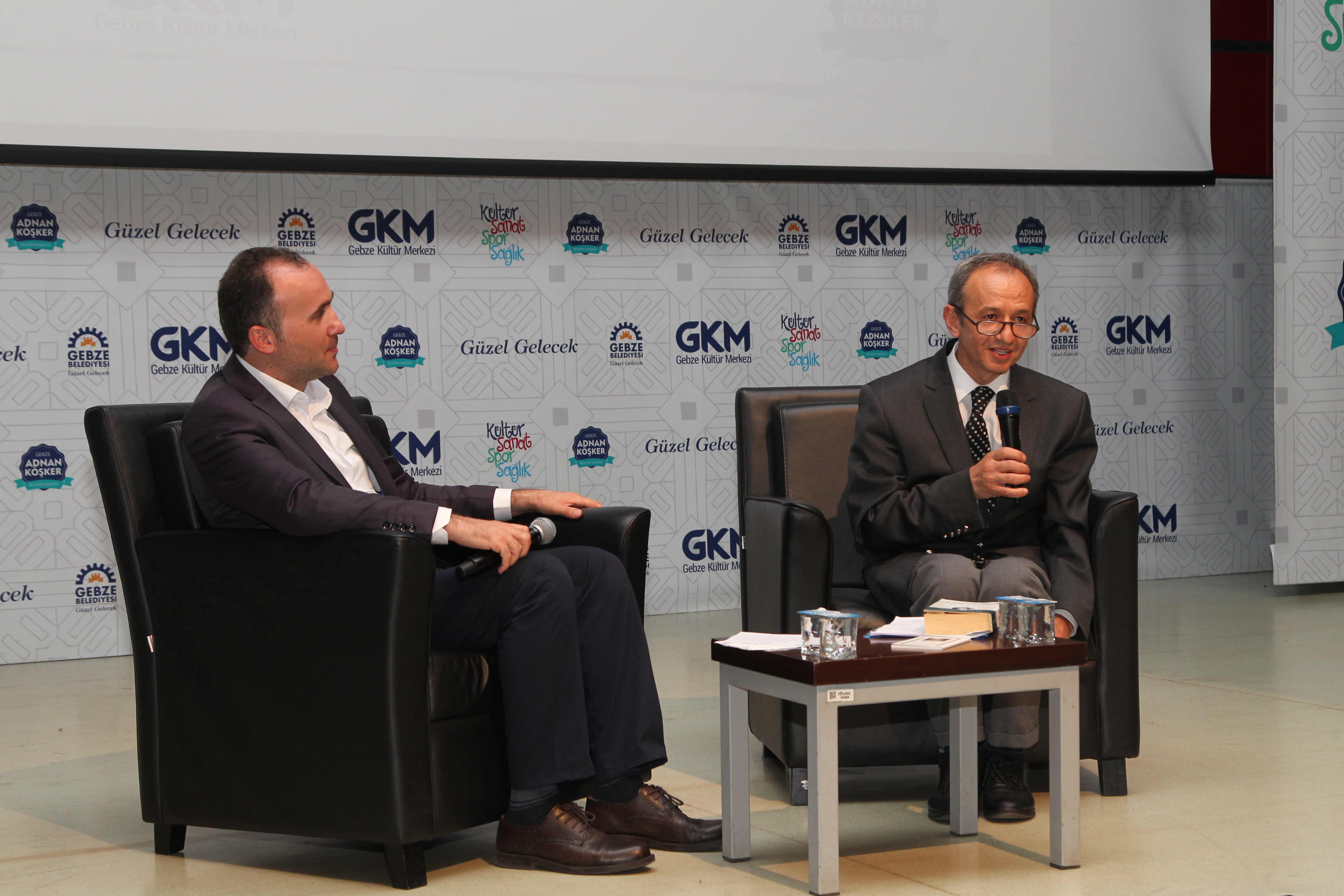 Necip Fazıl konulu konferansı yapıldı