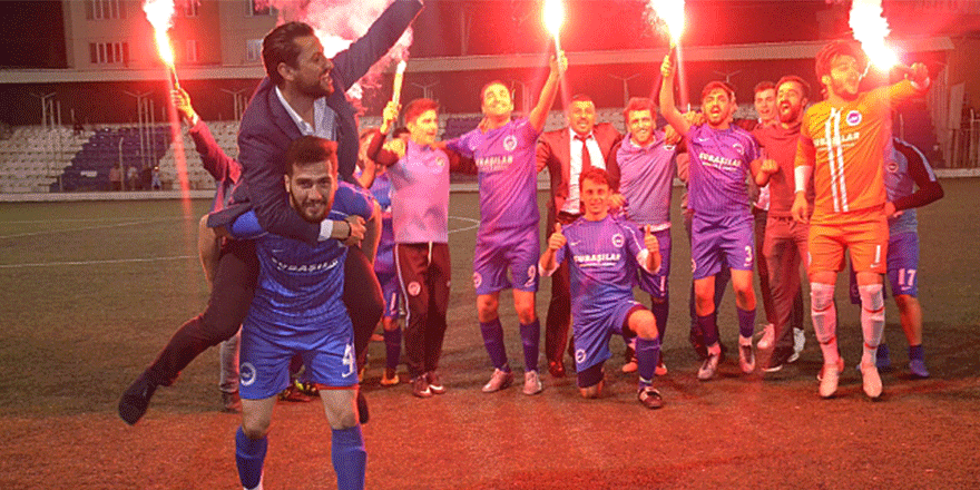 Martı şampiyonluğa uçtu: 2-1