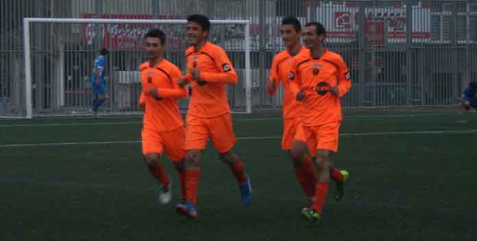 SULTAN ALTIN ÇAĞINI YAŞIYOR