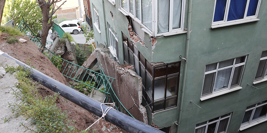 İstinat duvarı devrildi