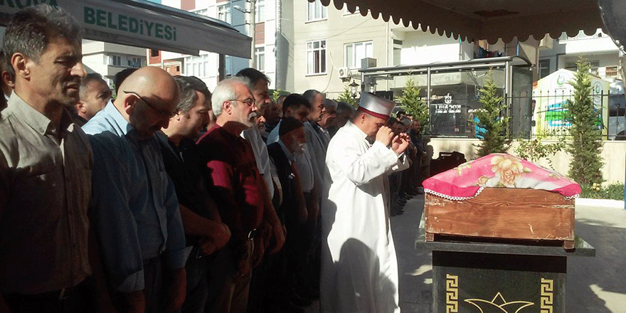 Zeki Aktaş’ın annesi vefat etti