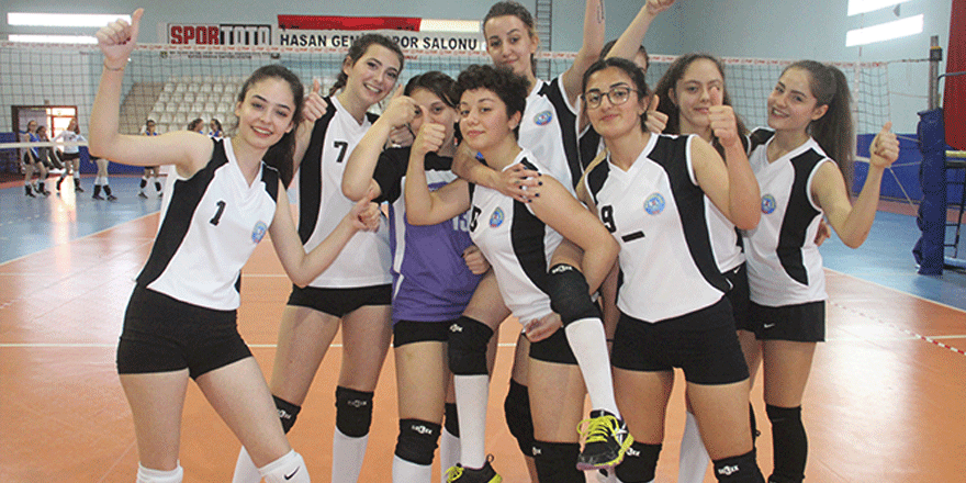 Liseli genç kızlarda finalistler belli oluyor