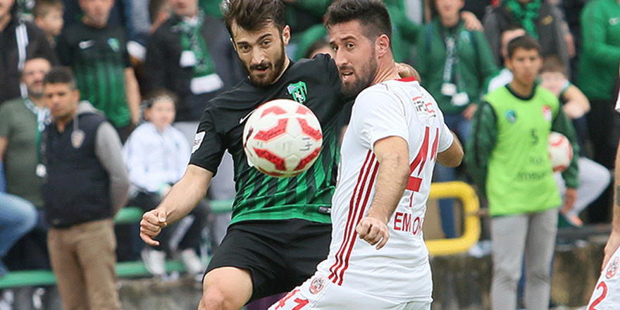 'Kocaelispor ile görüşmeden hiçbir teklifle ilgilenmeyeceğim'
