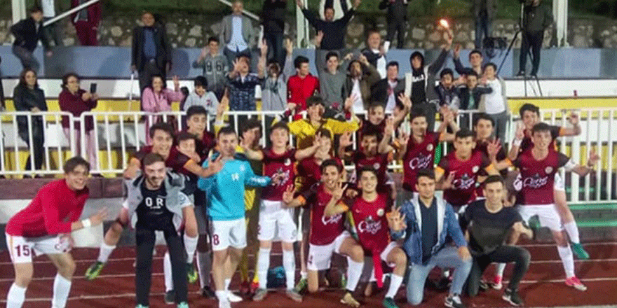 Belediye Derincespor’un gençleri şampiyon