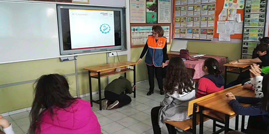 Ortaokullarda afet eğitimleri tamamladı
