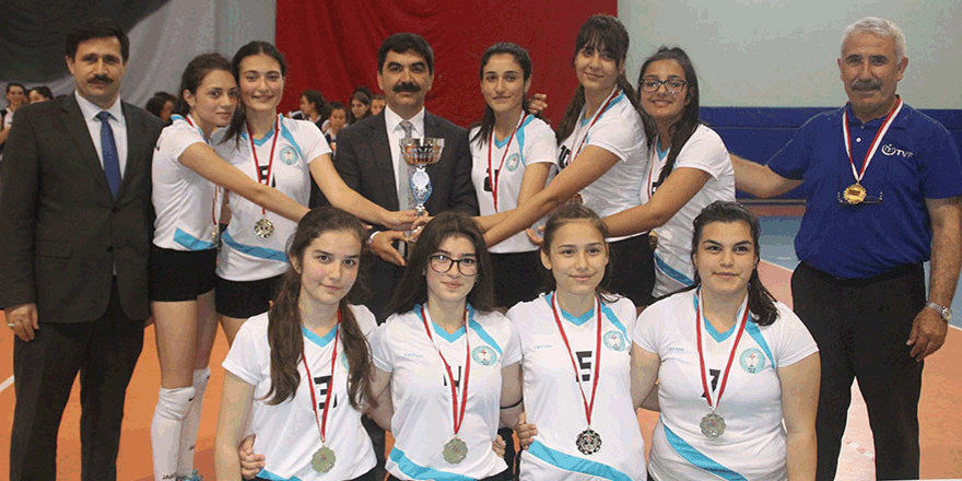 İzmit Kanuni MTAL şampiyon oldu