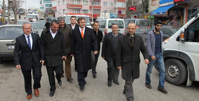 Demirci Çayırova’yı geziyor