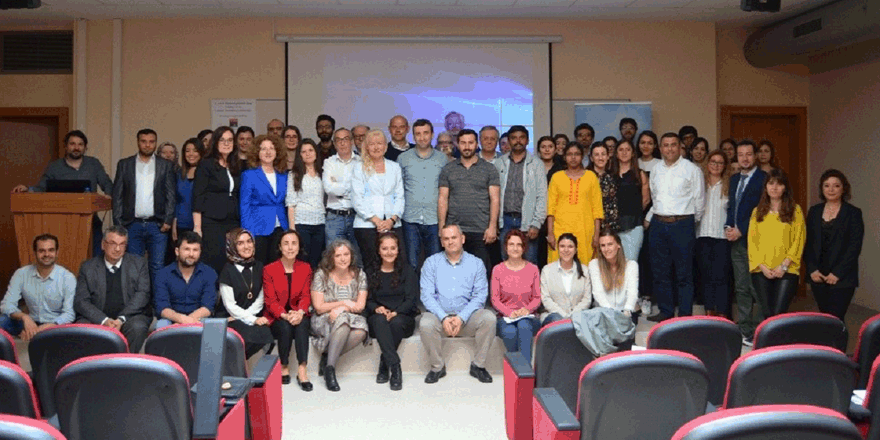 Bilim insanlarını buluşturdu