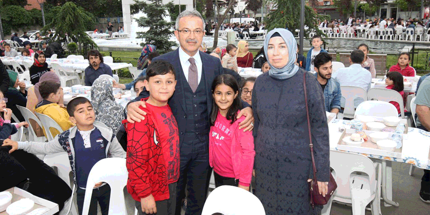 İstasyon Mahallesinde İftarda