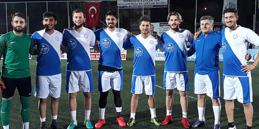 YILDIZLAR GEÇİDİ